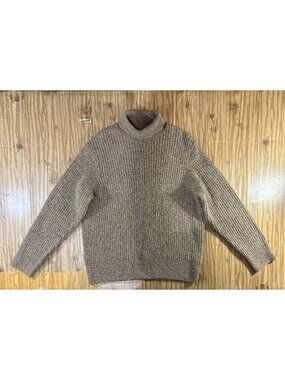 Buck Mason Wool Knit Turle Neck Sweater size Large color brown